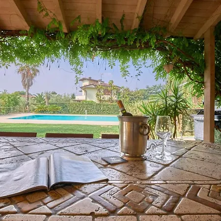 Diletta - Piscina Privata - Relax Vicino Al Padenghe sul Garda